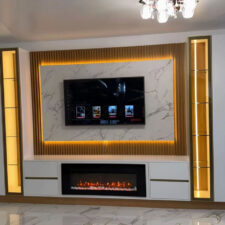 επιπλοσύνθεση για κλασσικό σαλόνι από Woodline Saliveros