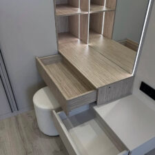 Εξατομικευμένη ντουλάπα που καλύπτει πλήρως τις ανάγκες σας.