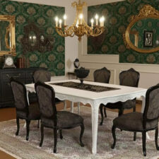 τραπέζι σε λευκοπατίνα