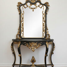 Κονσόλα από ξύλο σε κλασσικο μπαροκ