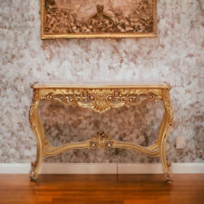Μπαρόκ κονσόλα σε χρυσό