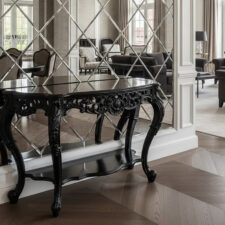 Ξύλινη κονσόλα σε vintage στυλ