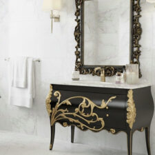 όμορφο μασίφ έπιπλο μπάνιου με χρυσές λεπτομέρειες